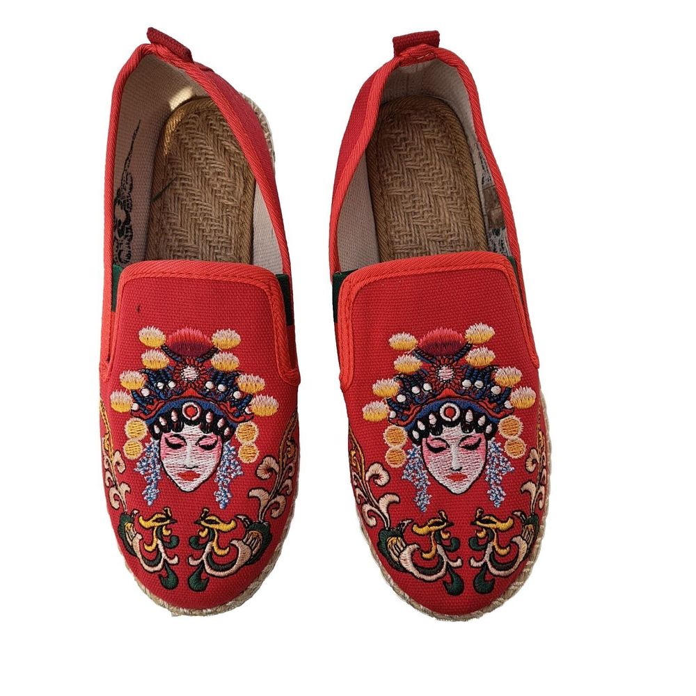 CX Espadrille Geisha Floral Embroidered Shoes Womens Size 7.5 245 Red